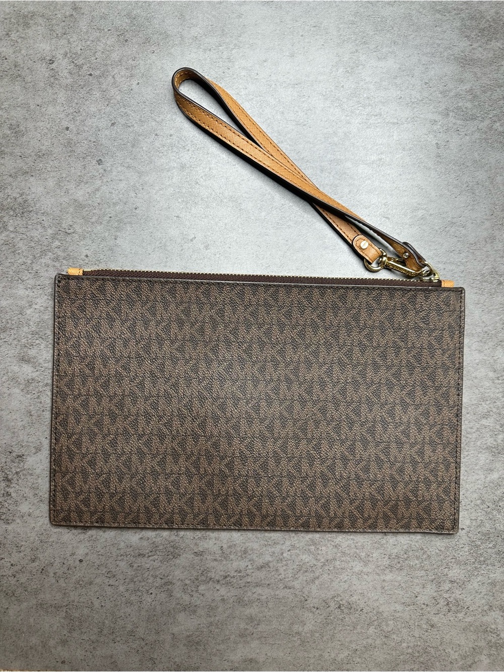 Michael Kors Jet Set Large Logo Wristlet Pouch Brown MK Signature Clutch